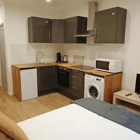 Garnavie - Centre - Les Halles * 卢德