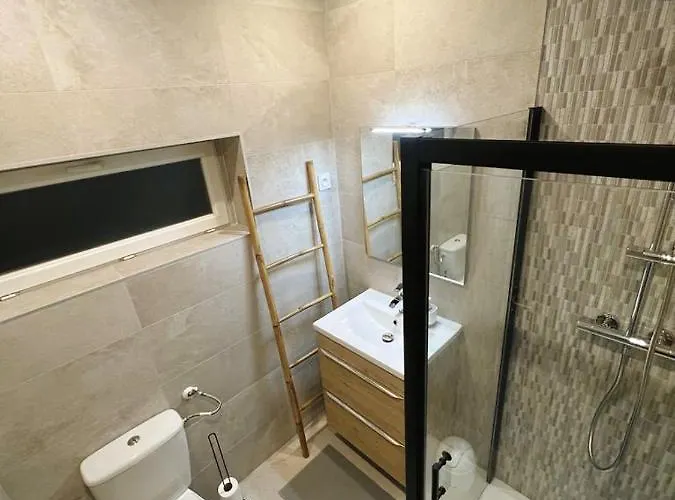 Garnavie - Centre - Les Halles *