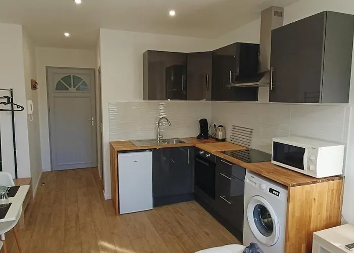 Garnavie - Centre - Les Halles * Lourdes