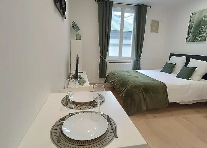 Garnavie - Centre - Les Halles * 卢德