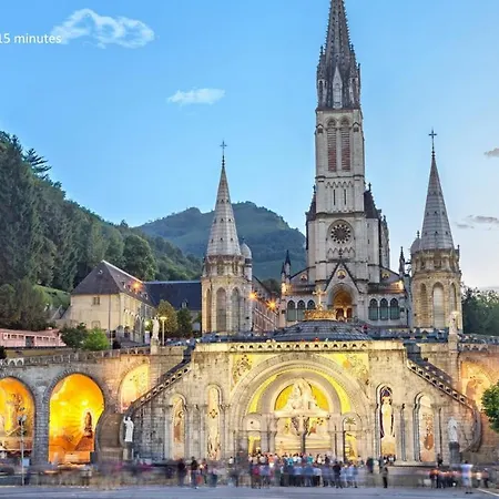 Garnavie - Centre - Les Halles Lourdes